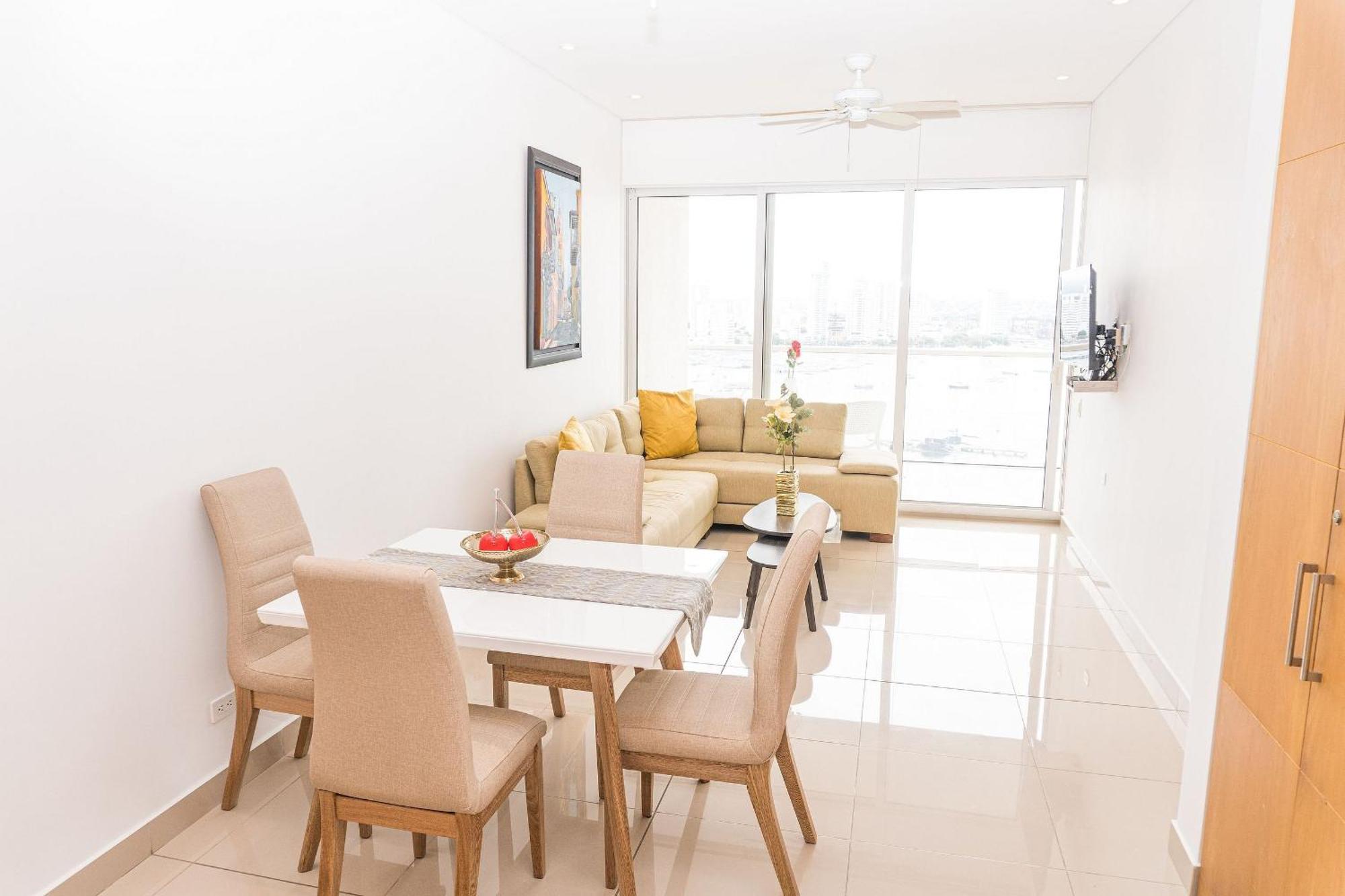 Apartment U-go Edificio H2 En Bocagrande Frente Al Mar