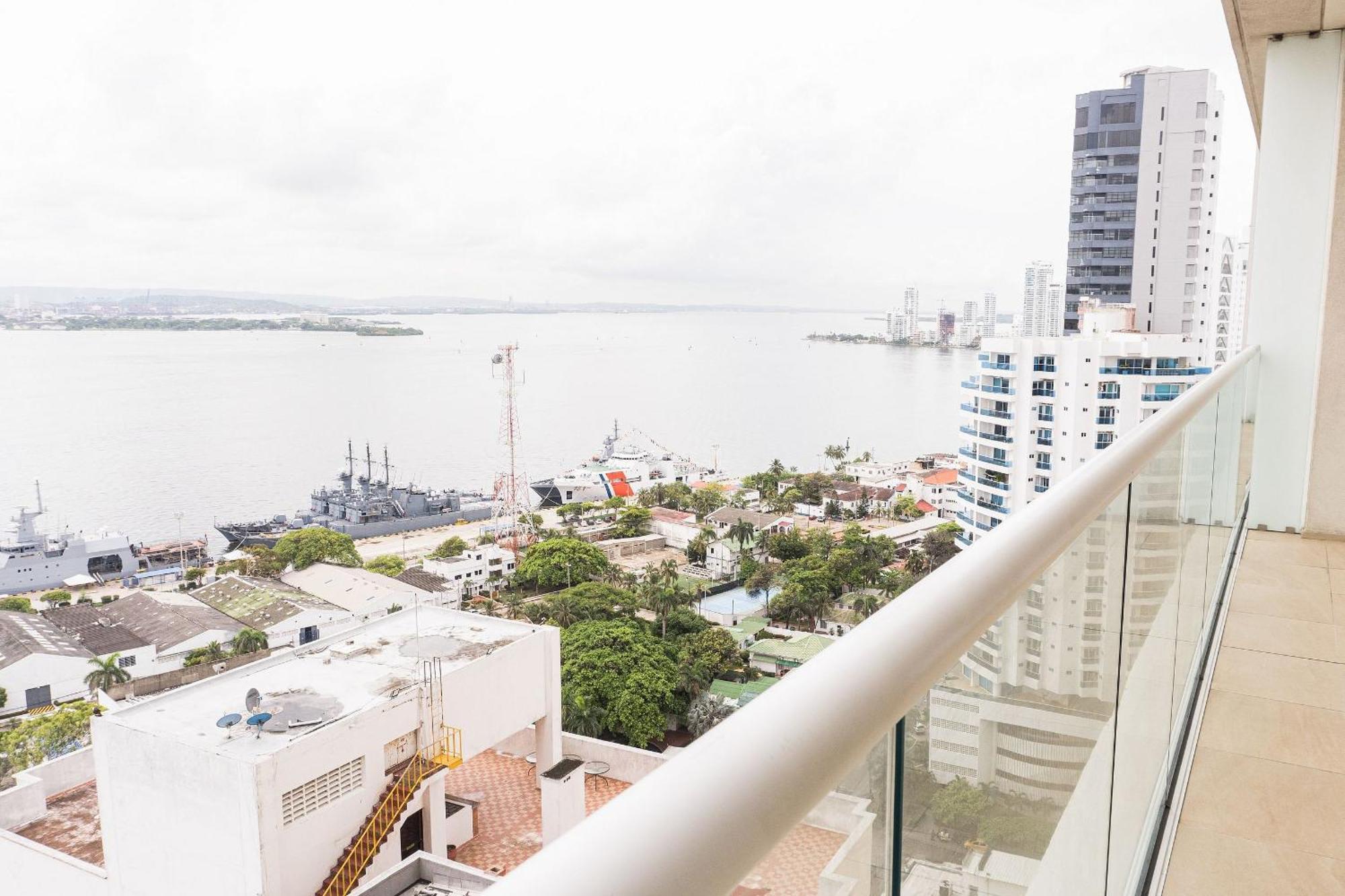 Apartamento U-go Edificio H2 En Bocagrande Frente Al Mar